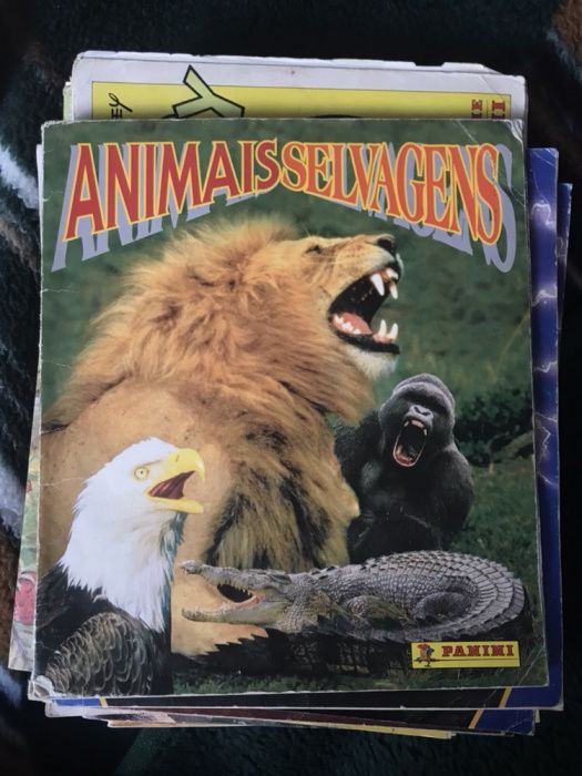 Caderneta cromos Animais Selvagens. COMPLETA