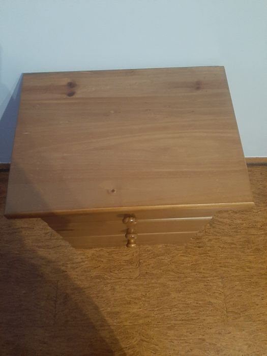 Mesa de cabeceira