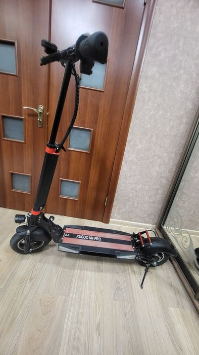 Електросамокат Kugoo M4 PRO