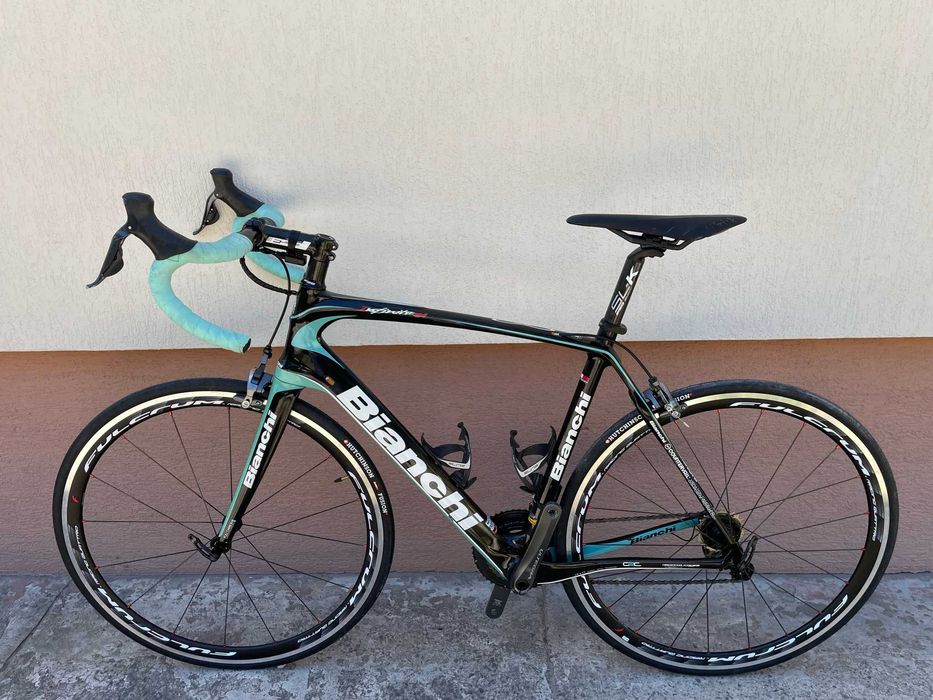 Rower szosowy full carbon Bianchi Infinito CV, Shimano Ultegra Di2