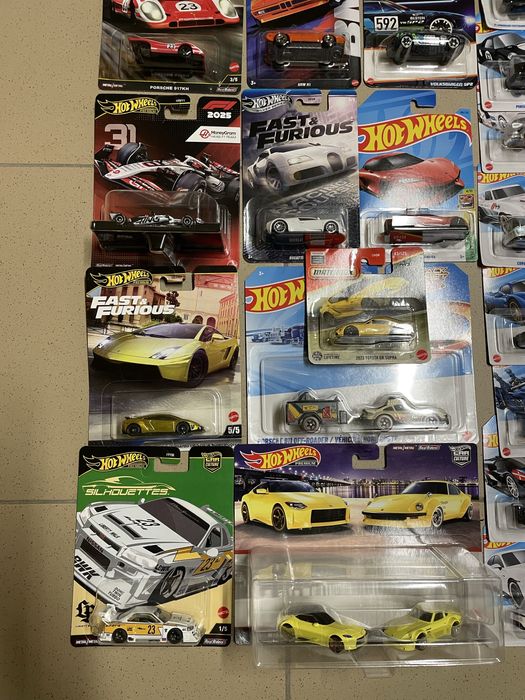Hotwheels 126 sztuk wyprzedaż