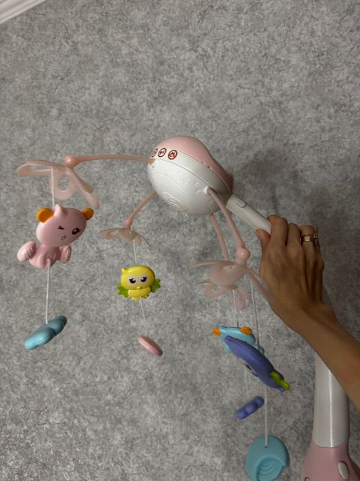 Продам детский мобиль на кроватку