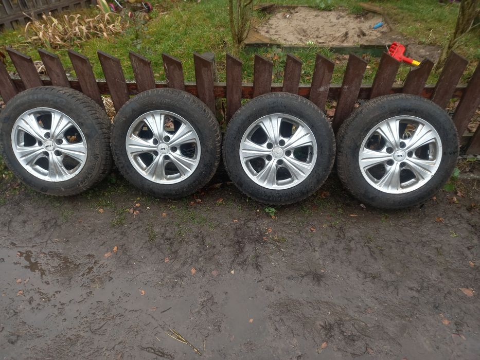 Продам колеса в зборі розболтовка 5.112 р15