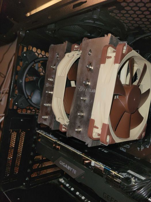 Komputer gamingowy Ryzen 7 3700X / RTX 2070 Super 8GB / 16GB / Noctua NH-D15S