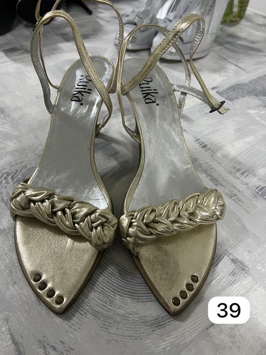 Vendo calcados novos e usadmdo