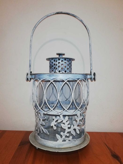 Lampion metalowy - latarenka ogrodowa