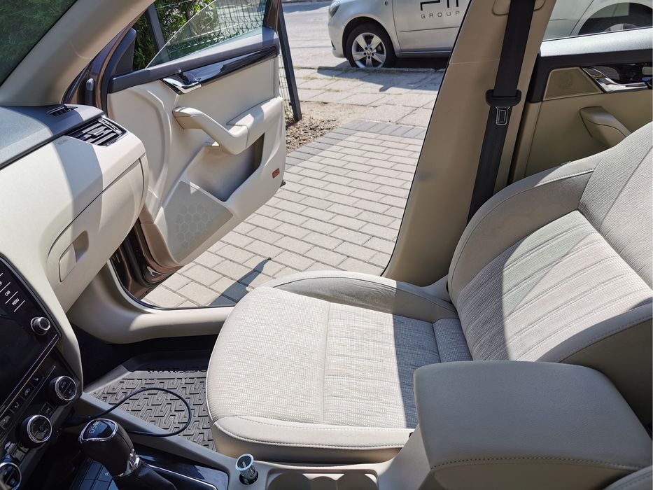 Pranie tapicerki - atrakcyjne ceny, dojazd do klienta/na miejscu.