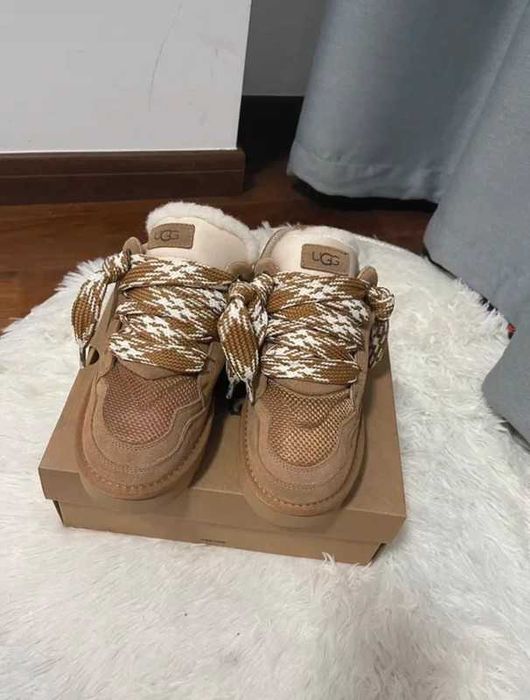 UGG Lowmel/Chestnut R.41