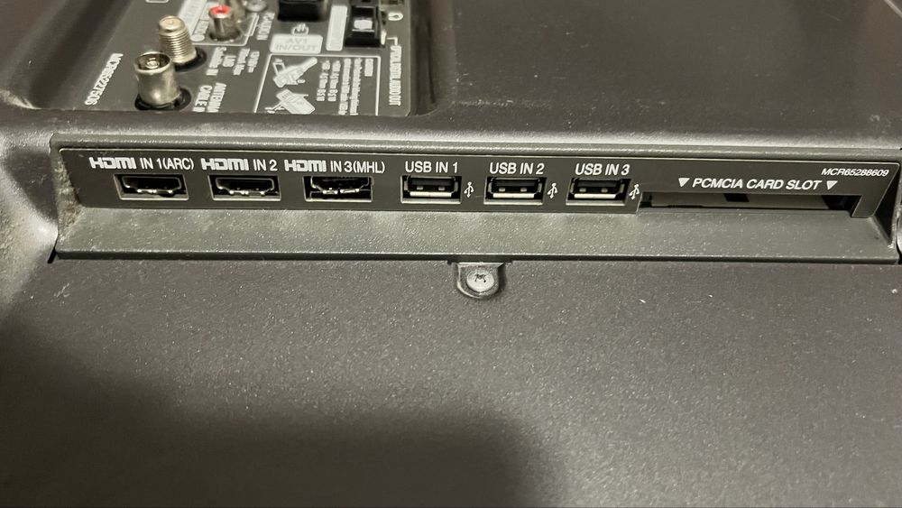 Телевізор LG 42LB650V-ZN