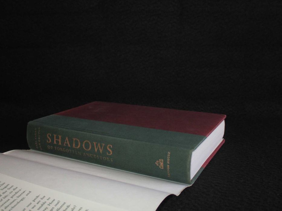 Livro Shadows of Forgotten Ancestors Carl Sagan Ann Druyan