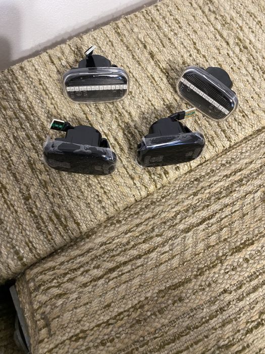 LED Повторители Поворотники Lexus Toyota Corolla Yaris мото освітлення