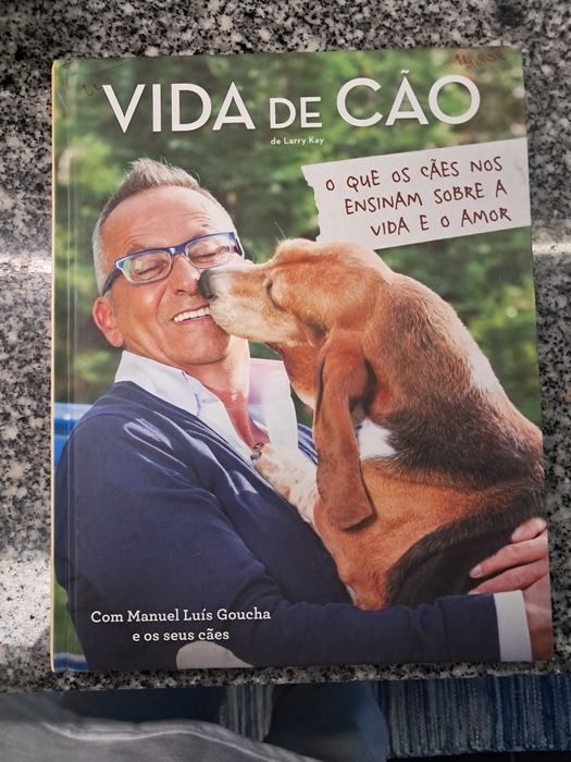 Livro "vida de cao"