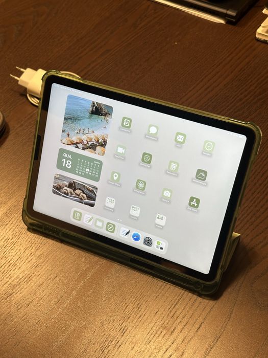 iPad Air 4 (Verde) 256gb + Apple Pencil + Teclado + Rato + Extras
