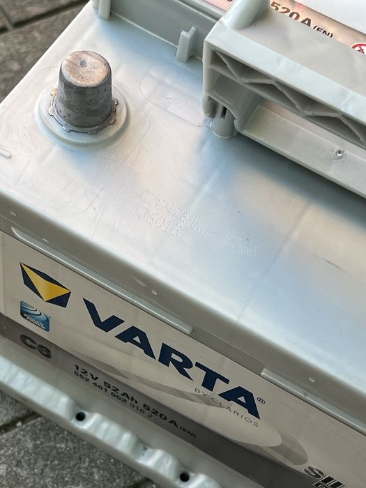 Аккумулятор 2024 VARTA Silver Dynamic 52Ah 520A (C6) б/у с гарантией FORD