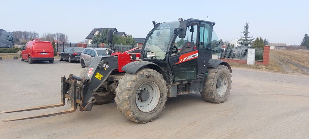 Ładowarka teleskopowa manitou  Bobcat massey ferguson merlo multifarmer nie ciagnik rolniczy nie przegubowa