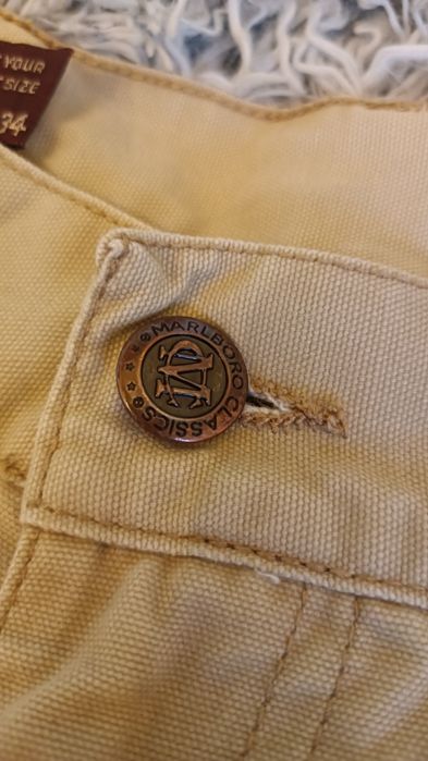 Spodnie beżowe Marlboro Classics