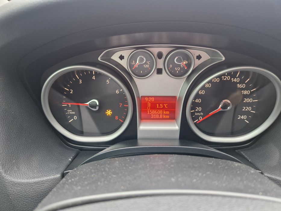 Ford Focus 2010 року