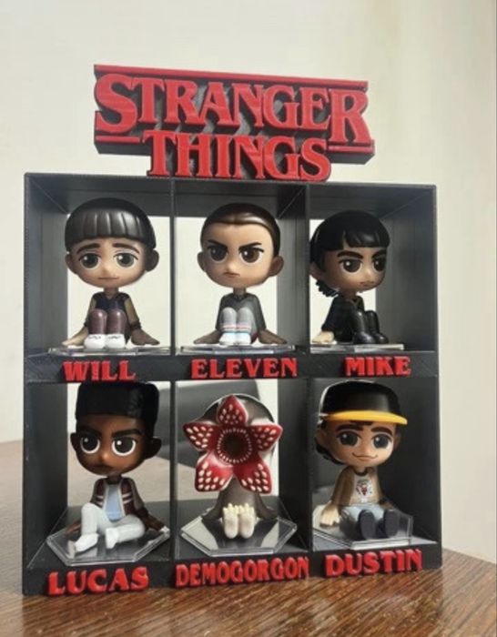 Expositor stranger things colecao mcdonald