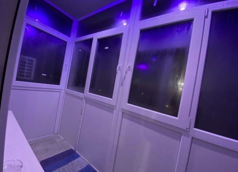 Сдам уютную современную 1-комнатную квартиру.т1