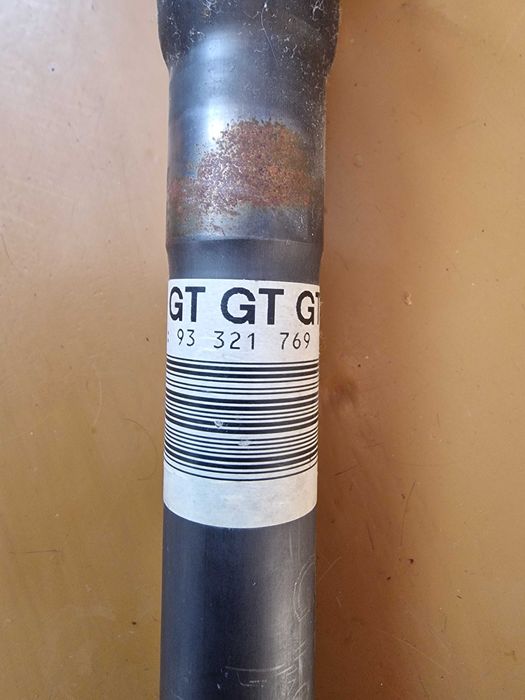 Drążek krzyżakowy  przegub