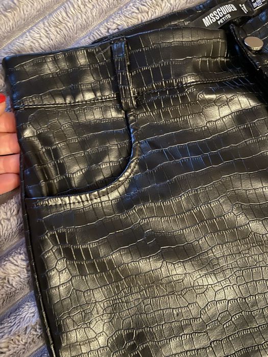 Шкіряні штани чорні