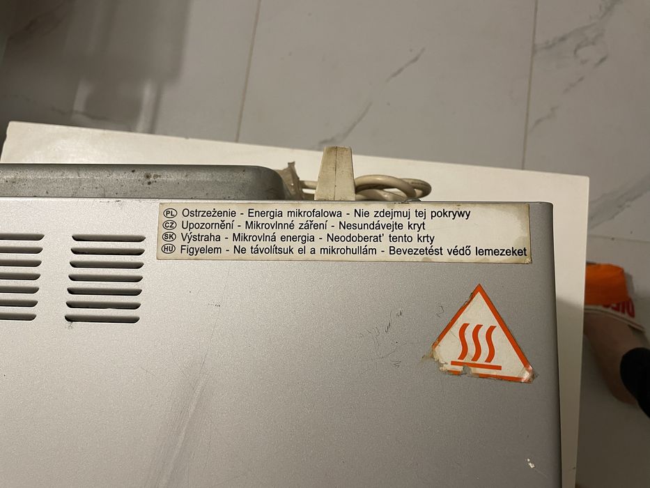 Odkurzacz firmy Electolux + mikrofala