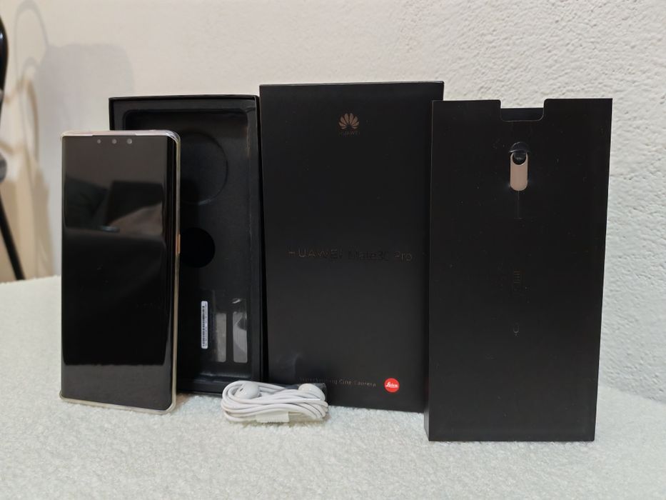 Smartphone Huawei Mate 30 Pro em estado irrepreensível