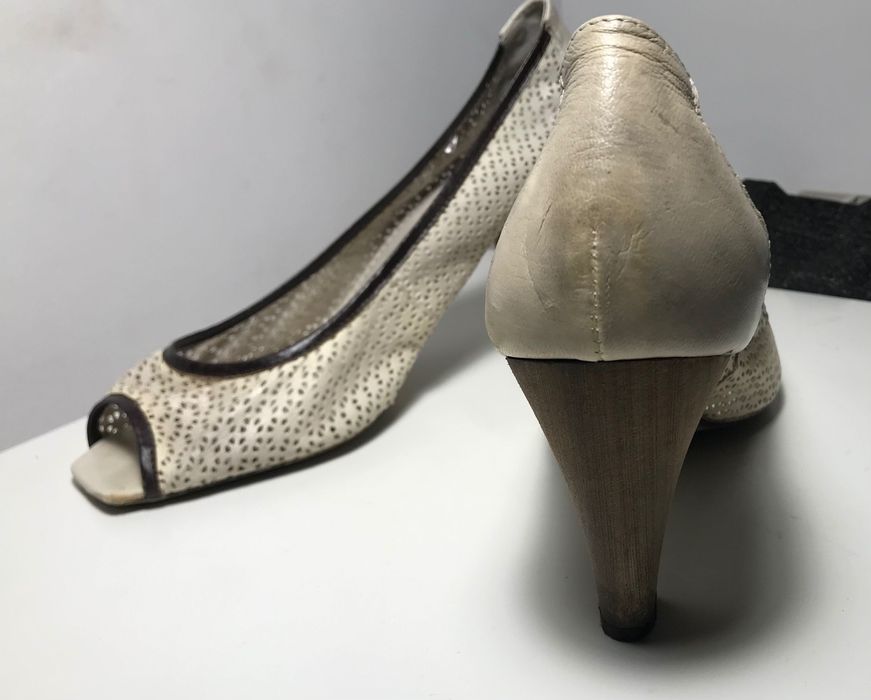 Sapatos mulher marca vírus 39