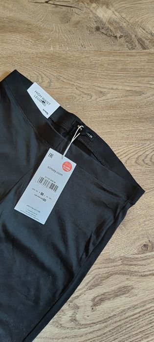 Nowe czarne leginsy SinSay