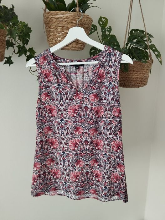 Wiosenna, letnia bluzka w kwiaty z wiskozy, top r. 34 XS comma,