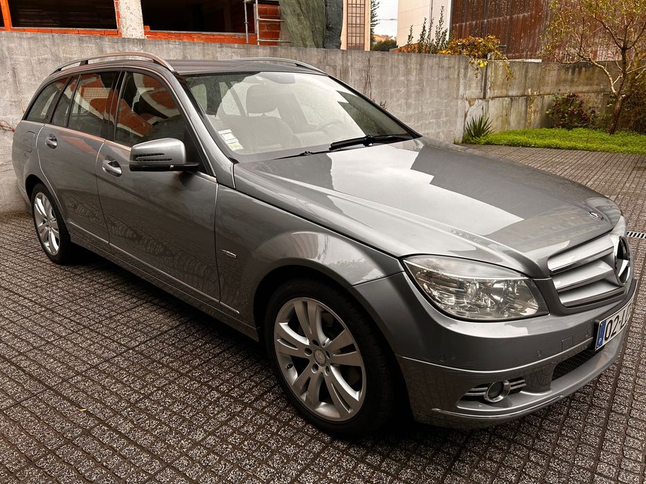 Mercedes C220 Automática528028546263296003