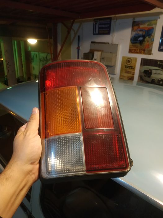 Farolins traseiros Lada Niva