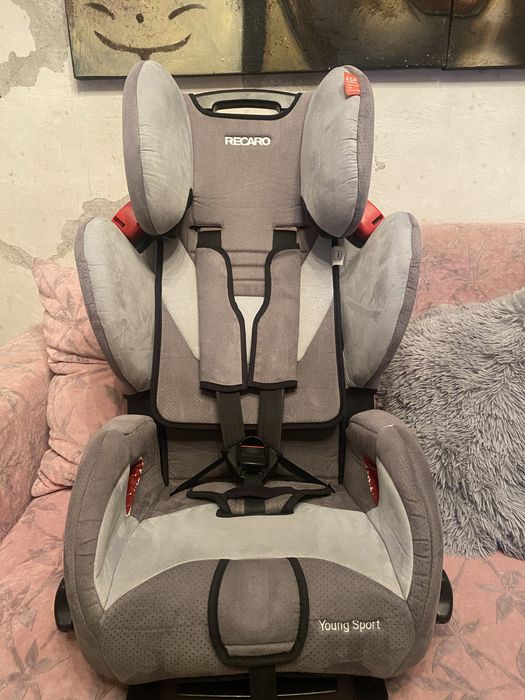 Автокрісло Recaro Young Sport: 1 400 грн. - Детские автокресла Киев на Olx