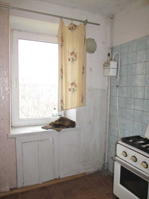 Продам 1 кімнатну квартиру по вул. Садовій 6/9 (р-н Баму)