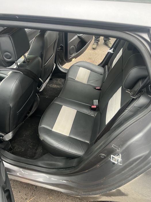 Меган 3 2012рік,