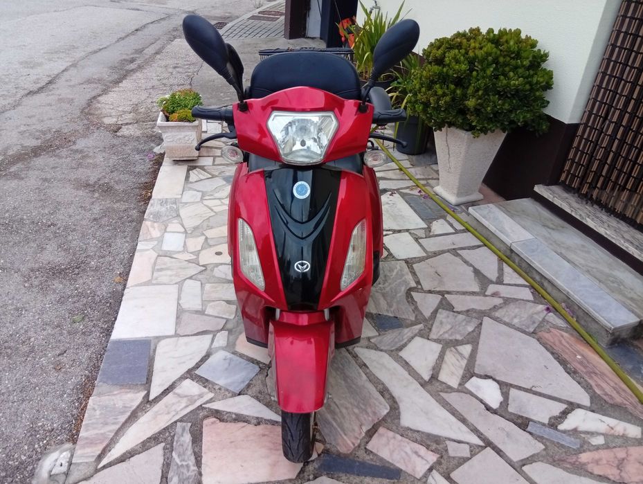 Triciclo elétrico