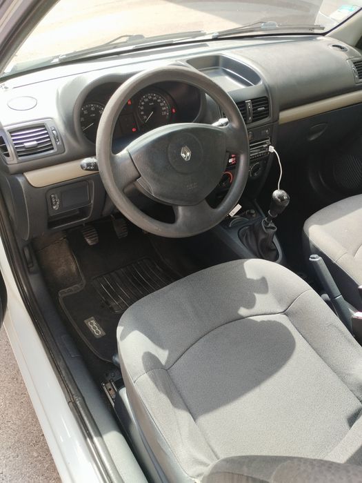 Renault Clio II 1.5 DCI (65 CV)