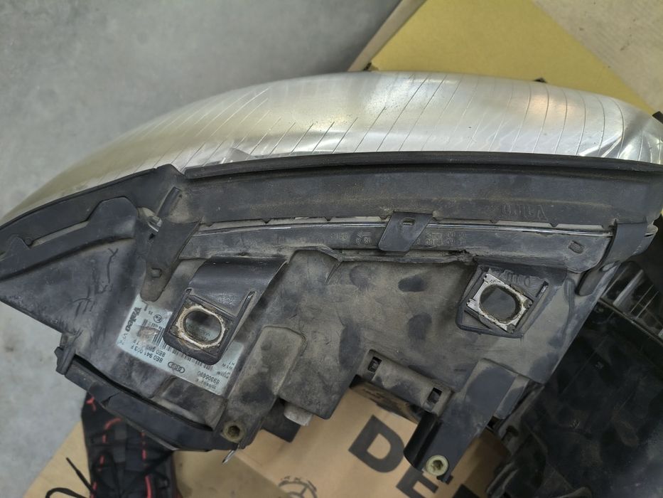 Przednie lampy audi A4 b6