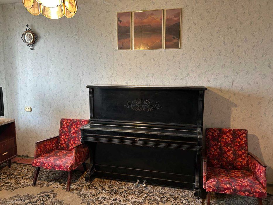 Продам  2-комн. квартиру-начало пр. Слабожанского! Возможно-сертификат