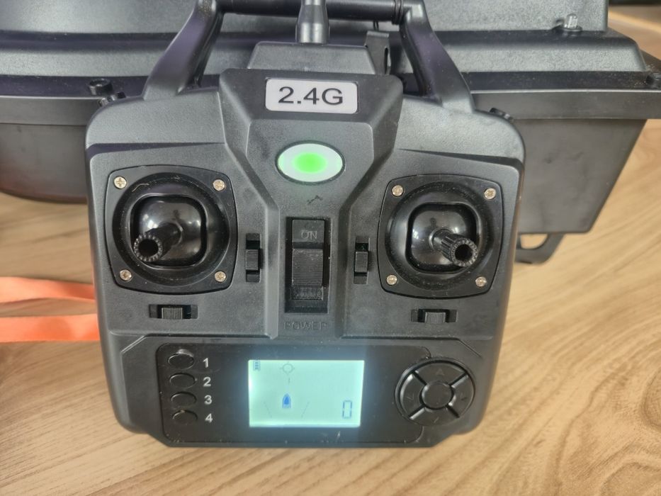 Łódka zanetowa d16 gps