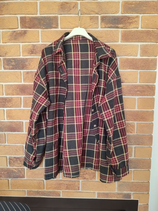 Koszula w kratę viralowa