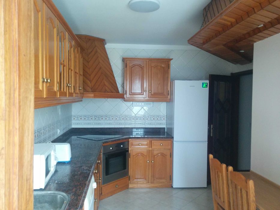 Quarto em apartamento de estudantes no Pólo, ao pé do ISEP, ESS