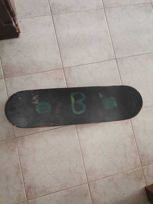 Skate pequeno (pouco usado)