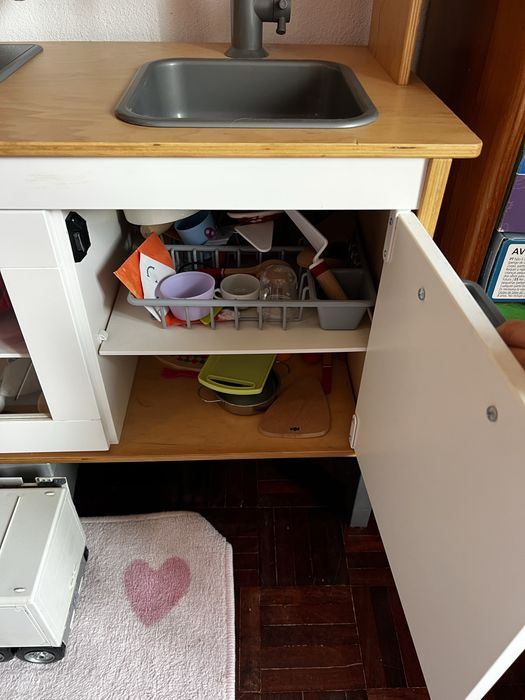 Cozinha de criança IKEA como nova