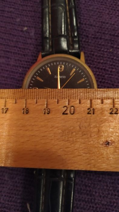 Кварцевые часы Swiss time на запчасти