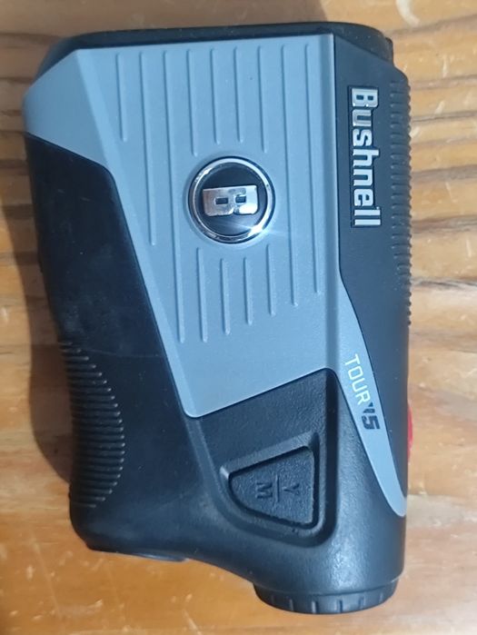 Telêmetro/Range Finder Bushnell Tour V5