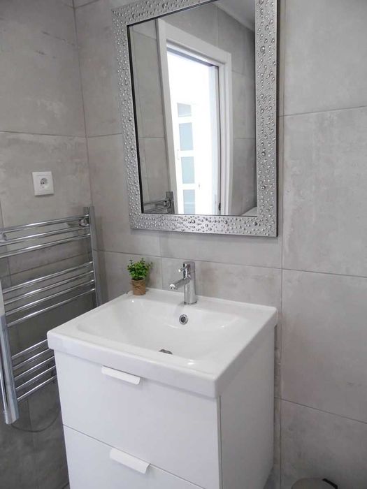 CASA BELLA VISTA -T2, pé p/praia, CENTRAL e estacionamento - QUARTEIRA