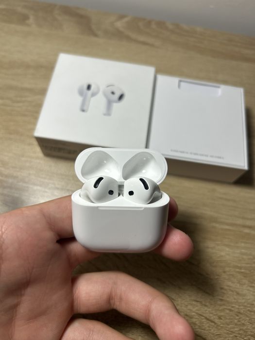 Airpods 4 usados uma vez