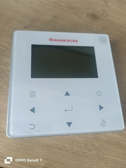 Sterownik pokojowy do pompy ciepła immergas