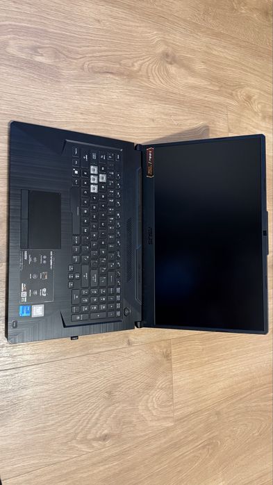 Laptop Asus TUF Gaming F17